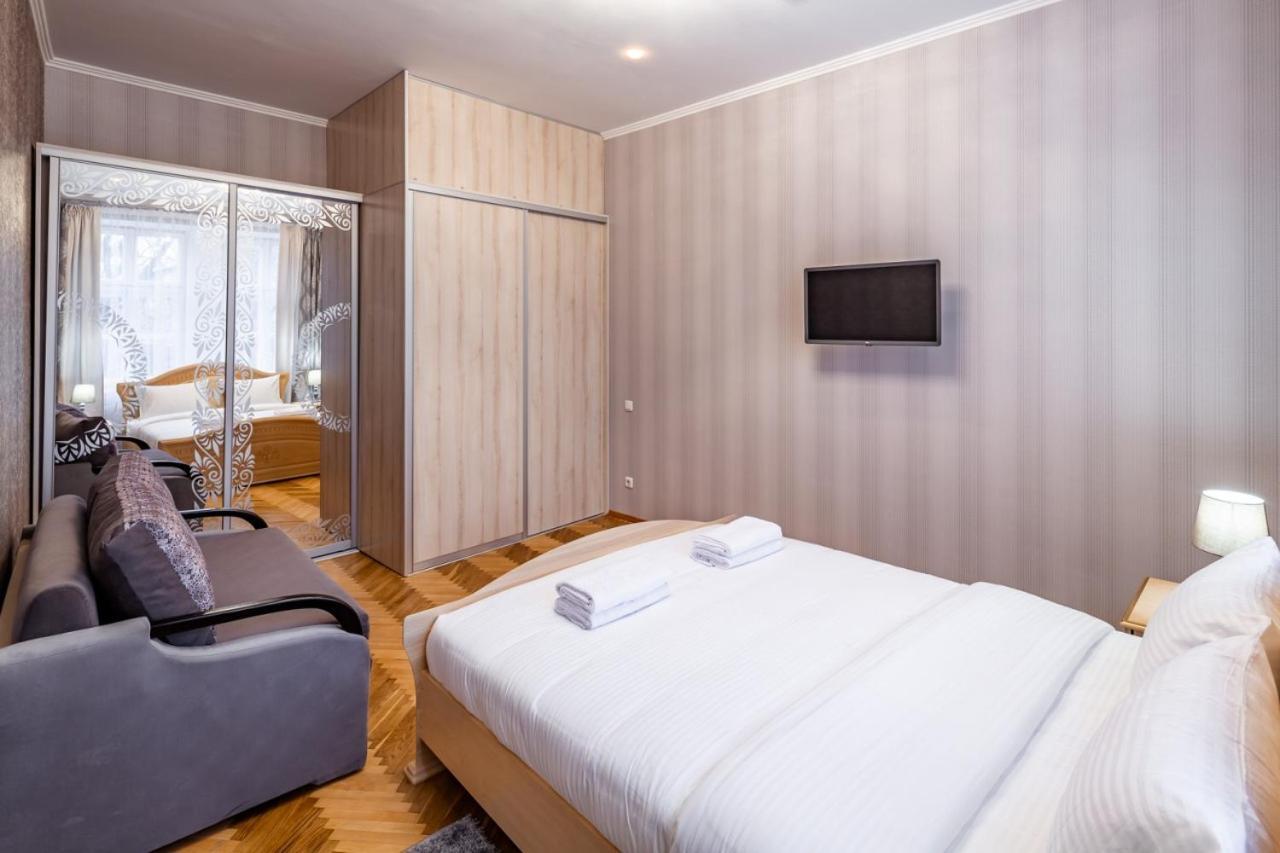Alfa Apartments Svobody 31 Liov Exterior foto